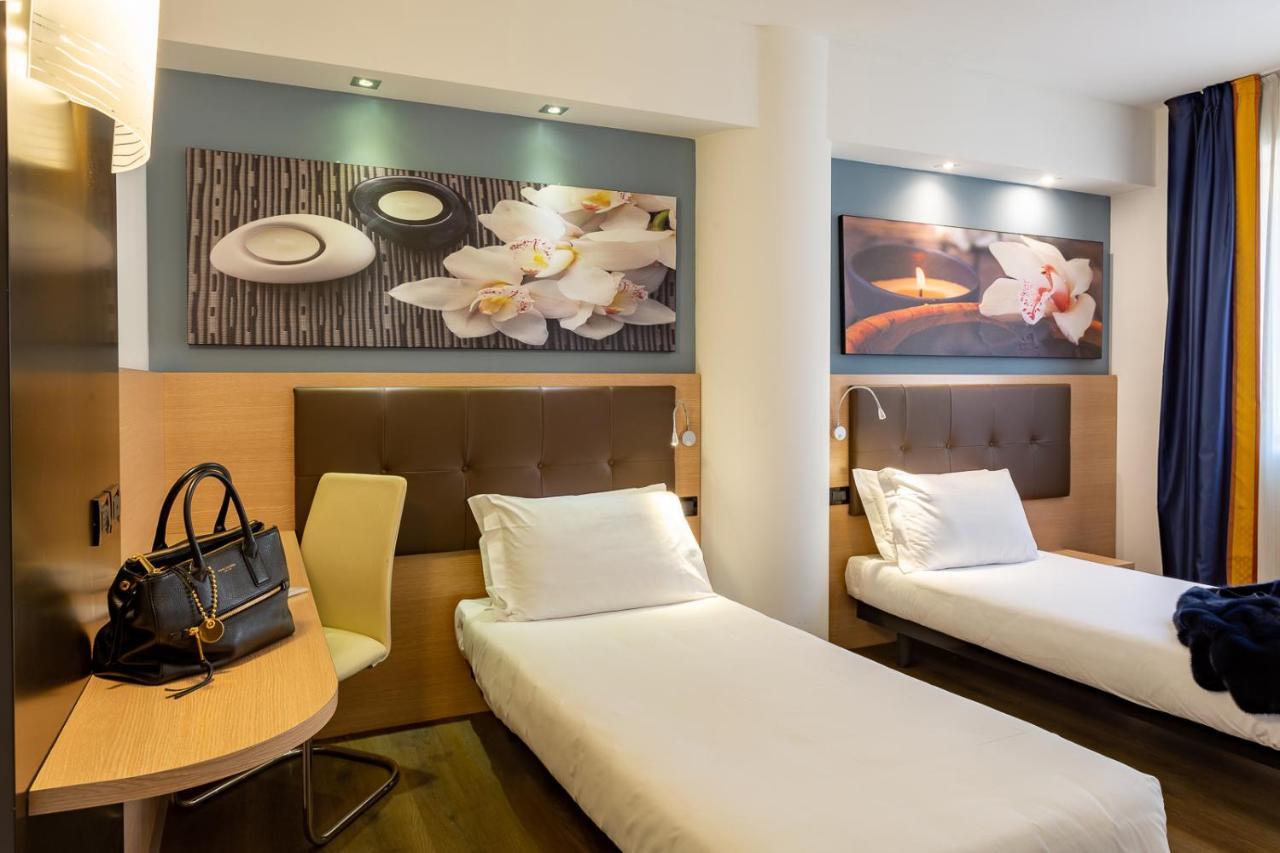 Hotel Ambra Quarto d'Altino Bagian luar foto