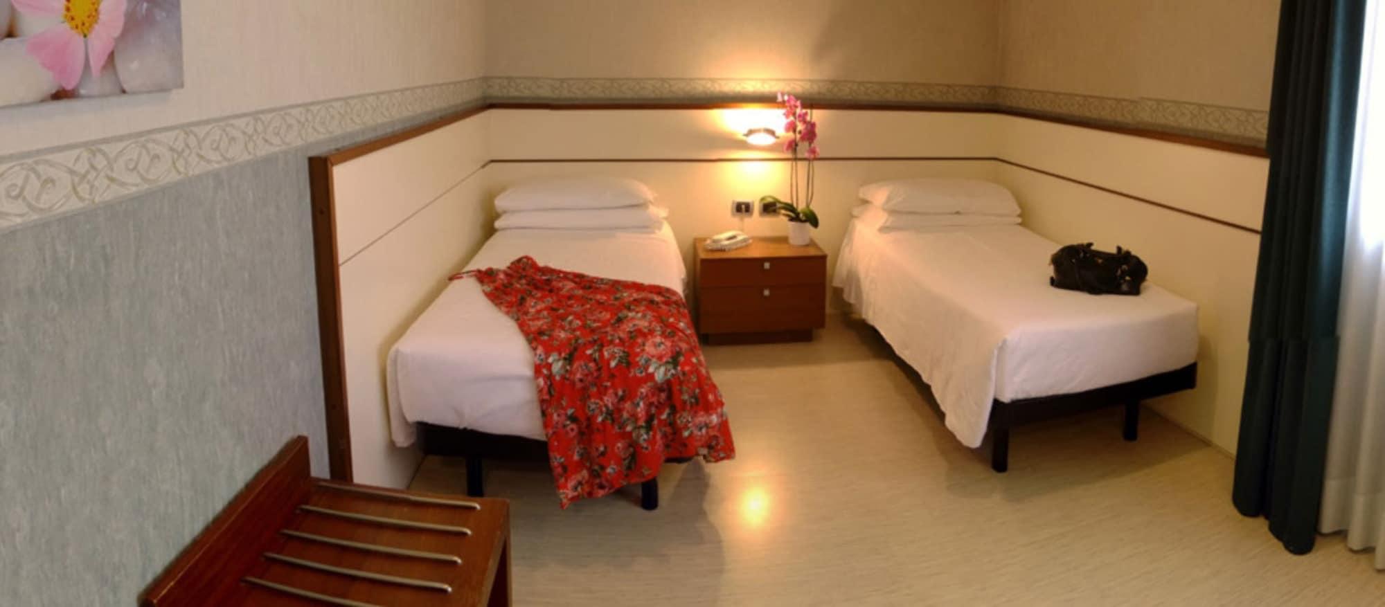 Hotel Ambra Quarto d'Altino Bagian luar foto
