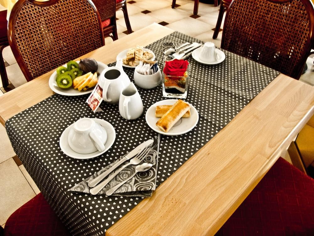 Hotel Ambra Quarto d'Altino Bagian luar foto