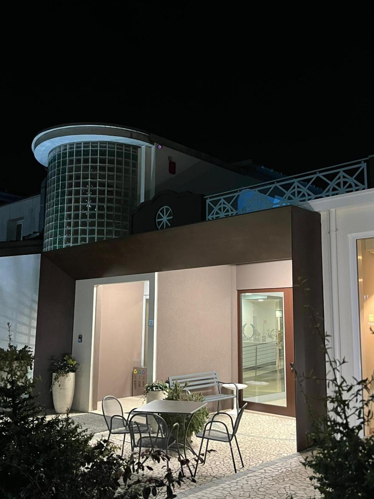 Hotel Ambra Quarto d'Altino Bagian luar foto