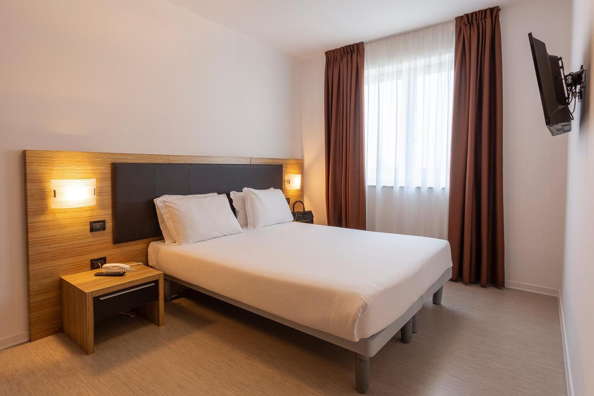 Hotel Ambra Quarto d'Altino Bagian luar foto